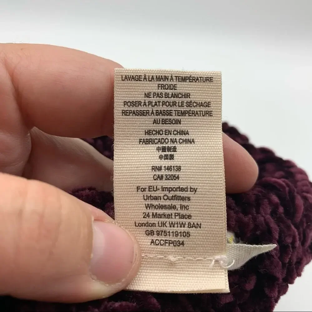 FREE PEOPLE Love Bug Twisted Chenille‎ Cowl Infinity Scarf - Girly Cozy Winter